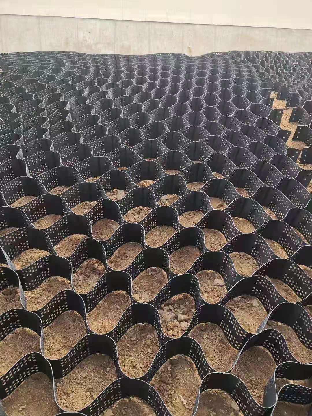 邊坡防護(hù)所用到的土工材料有哪些？